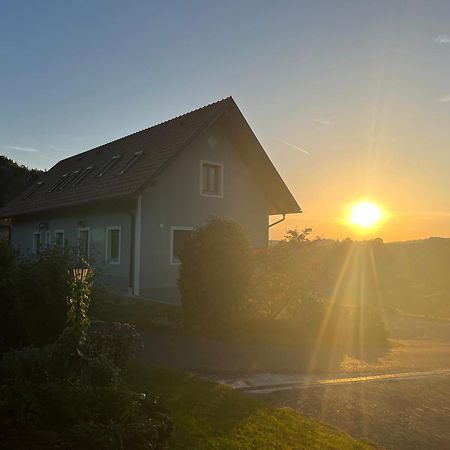 Ferienhaus Am Hof Zotter Riegersburg Buitenkant foto